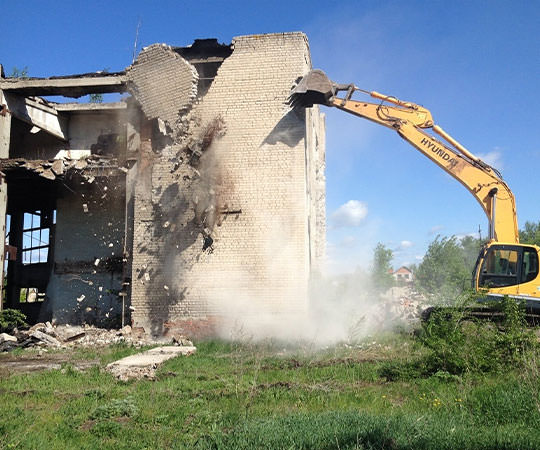 Демонтаж зданий в Дубне и  Московской области